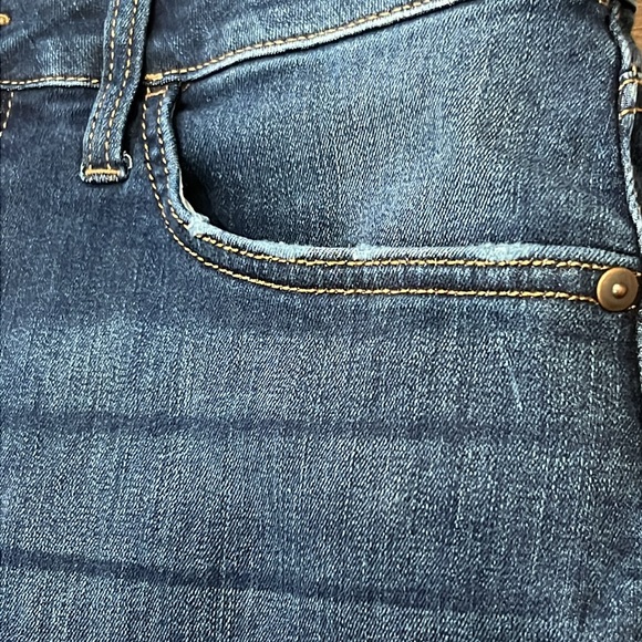 LC Lauren Conrad Dark Blue Skinny Jeans Fray and Mildly Distressed Sz 16 - Picture 16 of 16